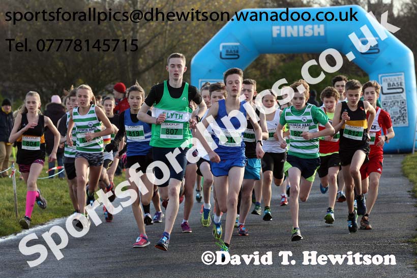 Boys and Girls under-15s, 2016 Heaton Memerial 10k Road Race. Photo: David T. Hewitson/Sports for All Pics
